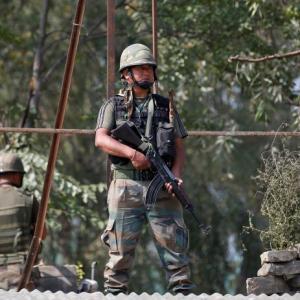 5 infiltrating terrorists gunned down on LoC