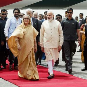 Modi lays out red carpet for Hasina, but no Teesta pact