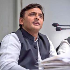 If petrol can be stolen using chip, why can't EVMs be hacked, asks Akhilesh