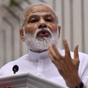Don't politicise triple talaq: Modi to Muslims