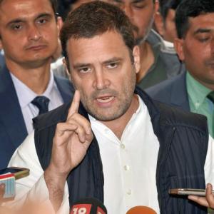 Disquiet in Cong ranks as Rahul insists on resigning