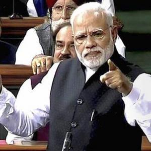 In marathon speech, Modi takes on Congress