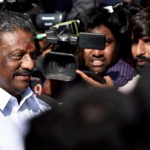 OPS vows to prove strength; invites Jaya's niece to his side
