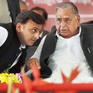 Mulayam slams SP-Congress alliance, refuses to campaign
