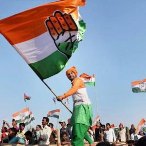 Congress on top in Goa, BJP suffers setback