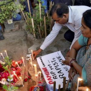SC upholds death sentence to Nirbhaya's rapists