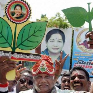 Setback for Sasikala, EPS-OPS faction gets AIADMK's 'two leaves' symbol