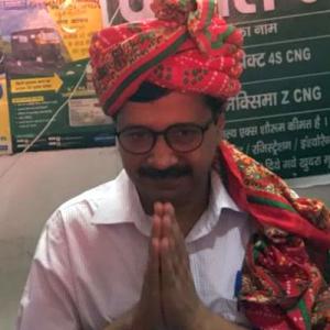 'Let's end unsavoury litigation': Now, Kejriwal apologises to Arun Jaitley
