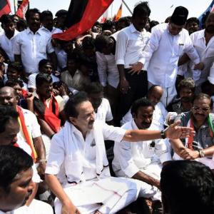 Cauvery row: Opposition bandh near total in Tamil Nadu