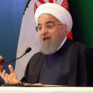 Muslims worldwide must unite, rise above sects: Iranian prez