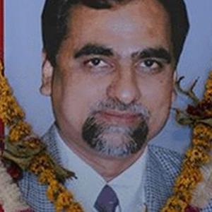 Don't reduce court to 'fish market' after angry exchanges in Loya cases: SC