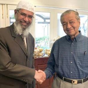 Won't give in to India's demand to deport Zakir Naik, says Malaysian PM