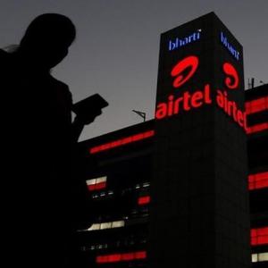 Airtel customer asks for 'Hindu representative'; Twitter erupts in anger