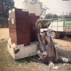 2 Lenin statues brought down in Tripura; CPM blames BJP