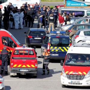 3 dead in France hostage, carjack attacks
