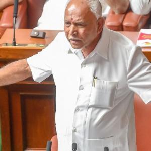 Yeddyurappa steps down without facing trust vote