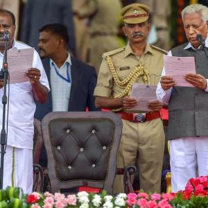 HD Kumaraswamy takes oath as Karnataka chief minister