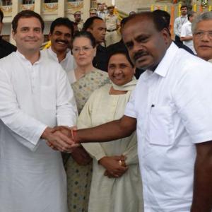 Lone BSP minister in Kumaraswamy government quits