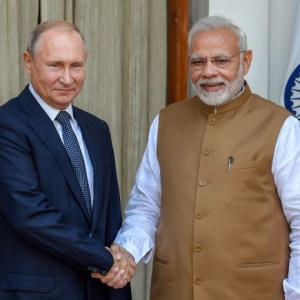 US guarded in response as India, Russia ink S-400 missile deal