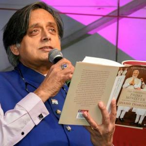 Tharoor wades into fresh controversy with 'scorpion' analogy against Modi