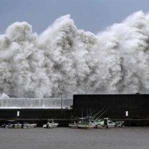 Typhoon Jebi, Japan's most powerful storm in 25 years, wreaks havoc