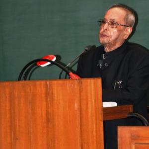 Pranab Mukherjee delivers 1st lecture at IIM-A