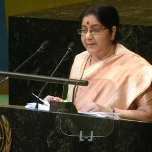 Can't talk with those who glorify killers: Sushma's strong attack Pak