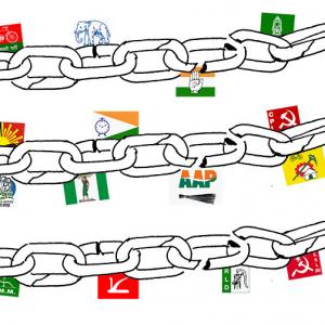 India needs a weak coalition government