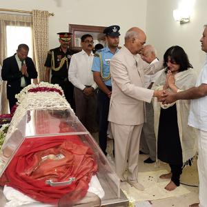 PHOTOS: Prez, PM, Sonia pay tributes to Sushma