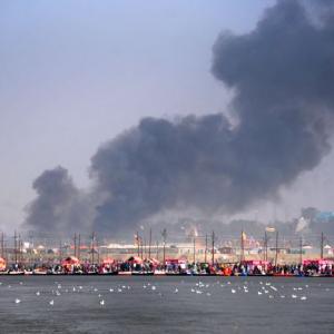 PHOTOS: Fire breaks out at Kumbh mela venue; no casualties