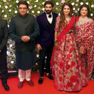 Look who turned up for MNS chief Raj Thackeray's son's wedding