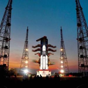 Chandrayaan 2: Technical glitch leaves people dejected