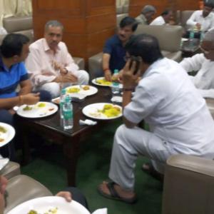 PHOTOS: Cong orders food for BJP 'friends' in K'taka