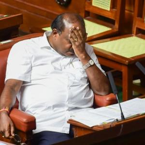 Kumaraswamy govt falls after losing trust vote