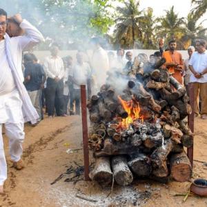 Goa's son of soil Parrikar cremated with state honours