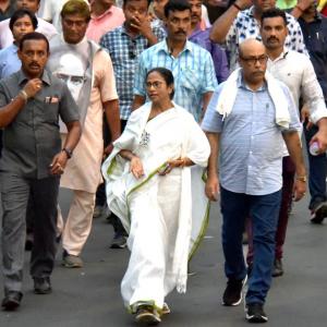 Mamata holds 7-km march to protest roadshow violence