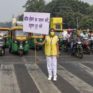 Odd-even rule kicks in as Delhi air remains severe