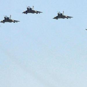 Abhinandan, Balakot heroes star at IAF Day parade