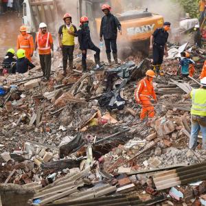 Raigad collapse: 'Saw pillars breaking before I ran'