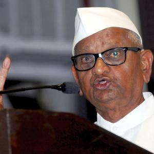 Anna Hazare on fast to support farmers
