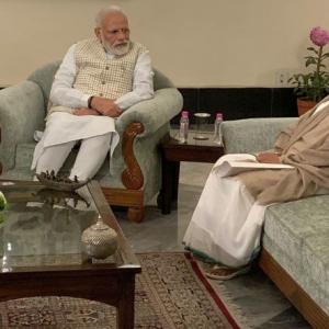 Mamata meets PM Modi, asks him to rethink CAA