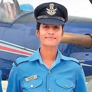 Chaiwala's daughter flies high, becomes IAF officer