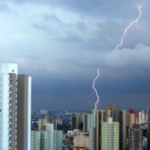 700-km Brazil 'megaflash' sets lightning record: UN