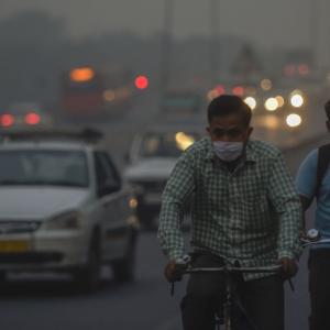 Pollution levels in Delhi highest since Nov last year