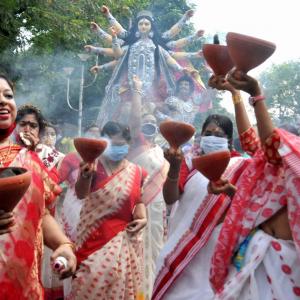 Calcutta HC bars entry to Durga puja pandals