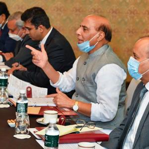 Respect LAC: Rajnath tells Chinese counterpart