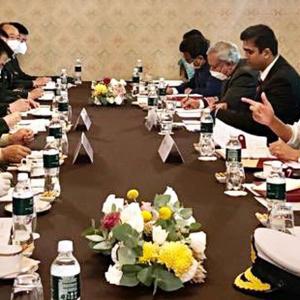 Rajnath, Chinese defence minister meet in Moscow