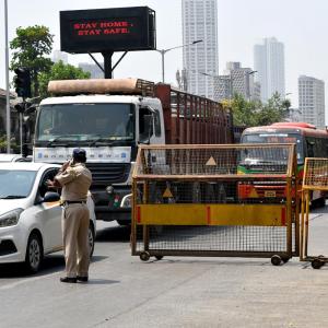 'Lockdown-like' curbs come into force in Maharashtra
