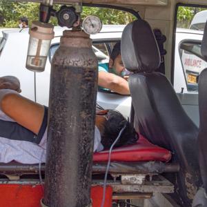Oxygen crisis: 25 die at Delhi hospital in last 24 hrs