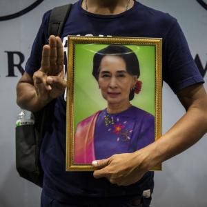 Time for Aung San Suu Kyi to step aside?